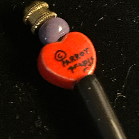 VINTAGE SIGNED “PARROT PEARL CERAMIC CALLA LILY” NECKLACE - Picture 4 of 4